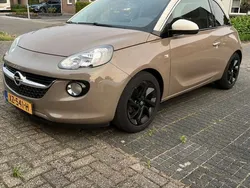 Bruin Gebruikt 2016 Opel Adam Hatchback | € 8.995 (Eerlijke prijs)