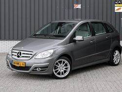 Grijs Gebruikt 2010 Mercedes B180 Business MPV | € 6.950 (Eerlijke prijs)