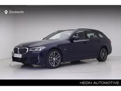 Blauw Gebruikt 2023 BMW 530e Comfort Edition Stationwagen | € 48.895 (Eerlijke prijs)