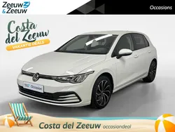 Wit Gebruikt 2023 VW Golf VIII Business Hatchback | € 25.935 (Eerlijke prijs)