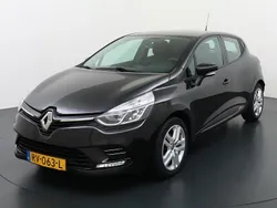 Zwart Gebruikt 2018 Renault Clio IV Zen Hatchback | € 8.749 (Eerlijke prijs)