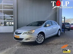 Grijs Gebruikt 2012 Opel Astra Cosmo Hatchback | € 5.990 (Goede deal)