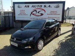 Zwart Gebruikt 2016 VW Polo Trendline Sedan | € 9.400 (Goede deal)