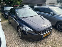 Blauw Gebruikt 2015 Volvo V40 Business Edition Stationwagen | € 5.950 (Eerlijke prijs)
