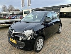Zwart (metallic) Gebruikt 2015 Renault Twingo Expression Hatchback | € 4.250 (Goede deal)