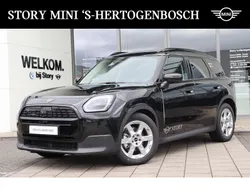 Zwart, metallic lak Gebruikt 2024 Mini Countryman Classic SUV | € 39.950