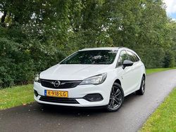 Wit Gebruikt 2021 Opel Astra Edition Stationwagen | € 12.950 (Eerlijke prijs)