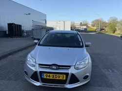 Grijs Gebruikt 2012 Ford Focus Hatchback | € 2.500 (Eerlijke prijs)