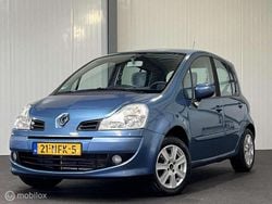 Blauw Gebruikt 2009 Renault Modus Dynamique MPV | € 5.945 (Iets duurder)