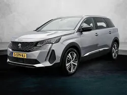 Grijs Gebruikt 2023 Peugeot 5008 Allure MPV | € 31.895 (Iets duurder)