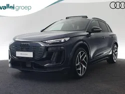 Blauw Gebruikt 2025 Audi Q6 e-tron Performance SUV | € 77.900 (Eerlijke prijs)