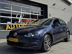 Blauw Gebruikt 2016 VW Golf VII Allstar Hatchback | € 10.950 (Eerlijke prijs)