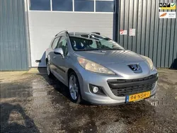Grijs, metallic lak Gebruikt 2010 Peugeot 207 Stationwagen | € 1.495 (Eerlijke prijs)