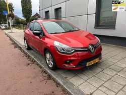 Rood Gebruikt 2016 Renault Clio IV LIMITED Hatchback | € 5.500 (Goede deal)