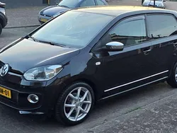 Zwart Gebruikt 2013 VW up! high up! Hatchback | € 6.490 (Eerlijke prijs)