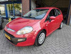 Rood Gebruikt 2011 Fiat Punto Evo Dynamic Hatchback | € 1.950 (Eerlijke prijs)