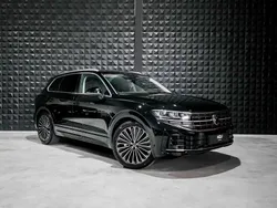 Zwart Nieuw 2024 VW Touareg Elegance SUV | € 79.900 (Goede deal)