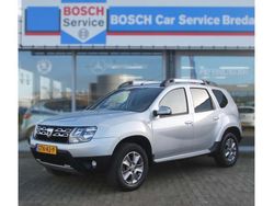 Grijs Gebruikt 2016 Dacia Duster Lauréate SUV | € 10.950 (Eerlijke prijs)