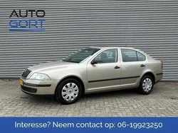 Beige Gebruikt 2005 Skoda Octavia Classic Hatchback | € 2.995 (Super prijs)