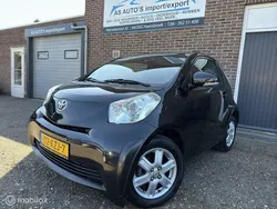 Zwart Gebruikt 2009 Toyota iQ Comfort Hatchback | € 3.795 (Goede deal)