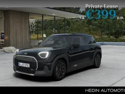 Zwart Nieuw 2025 Mini Aceman Favoured SUV | € 40.790