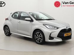 Grijs Gebruikt 2020 Toyota Yaris Hybrid Hatchback | € 20.999 (Eerlijke prijs)