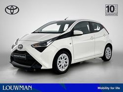 Wit Gebruikt 2021 Toyota Aygo X-play Hatchback | € 12.950 (Iets duurder)