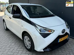 Wit Gebruikt 2019 Toyota Aygo Hatchback | € 7.995 (Goede deal)