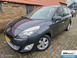 Grijs Gebruikt 2011 Renault Scénic III Expression MPV | € 3.740 (Eerlijke prijs)