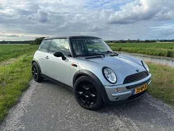 Grijs Gebruikt 2002 Mini Cooper Hatchback | € 1.490 (Iets duurder)