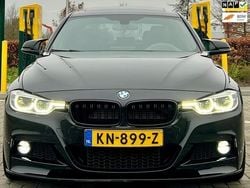 Zwart Gebruikt 2016 BMW 330 M Performance Sedan | € 18.950 (Duur)