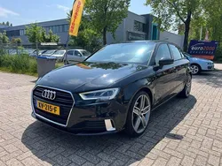 Zwart Gebruikt 2017 Audi A3 Sportback Sport Hatchback | € 11.450 (Goede deal)