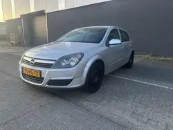 Grijs Gebruikt 2004 Opel Astra Enjoy Hatchback | € 2.999 (Eerlijke prijs)