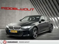 Zwart, metallic lak Gebruikt 2024 BMW 330 Comfort Edition Sedan | € 52.950 (Duur)