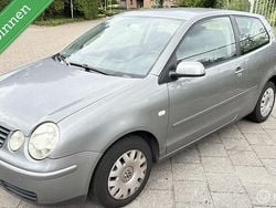 Grijs Gebruikt 2005 VW Polo Hatchback | € 1.499 (Goede deal)