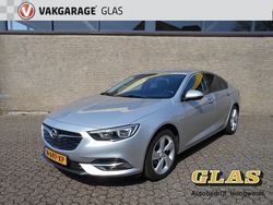 Grijs Gebruikt 2017 Opel Insignia Business Hatchback | € 17.940 (Eerlijke prijs)