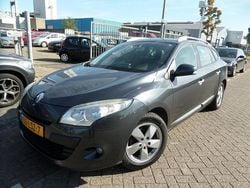 Grijs Gebruikt 2010 Renault Mégane GrandTour Dynamique Stationwagen | € 2.399 (Eerlijke prijs)