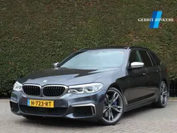 Grijs Gebruikt 2018 BMW M550 Executive Sedan | € 43.900 (Duur)