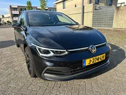 Zwart Gebruikt 2020 VW Golf VIII Black Edition Hatchback | € 23.950 (Iets duurder)
