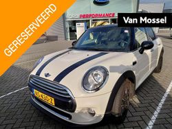 Wit Gebruikt 2015 Mini Cooper Business Hatchback | € 8.945 (Super prijs)