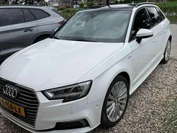 Wit Gebruikt 2017 Audi A3 Hatchback | € 18.500 (Eerlijke prijs)