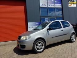 Grijs Gebruikt 2004 Fiat Punto Dynamic Hatchback | € 1.950 (Eerlijke prijs)
