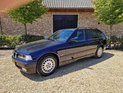 Blauw Gebruikt 1998 BMW 323 Stationwagen | € 12.950