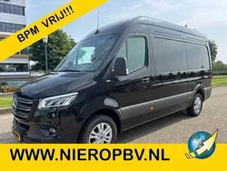 Zwart Nieuw 2024 Mercedes Sprinter Van | € 54.750