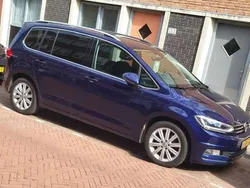 Blauw Gebruikt 2016 VW Touran MPV | € 16.950 (Goede deal)