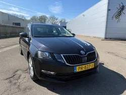 Zwart Gebruikt 2017 Skoda Octavia Business Line Stationwagen | € 7.750 (Iets duurder)