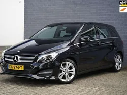 Zwart, metallic lak Gebruikt 2016 Mercedes B180 Prestige MPV | € 14.950 (Eerlijke prijs)