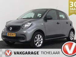 Grijs, metallic lak Gebruikt 2018 Smart ForFour Hatchback | € 11.399 (Eerlijke prijs)
