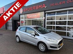 Grijs Gebruikt 2016 Ford Fiesta Style Hatchback | € 5.000 (Goede deal)