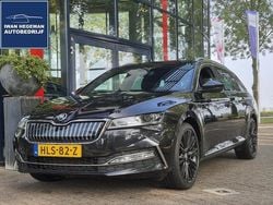 Zwart Gebruikt 2020 Skoda Superb LAURIN & KLEMENT Stationwagen | € 24.990 (Goede deal)